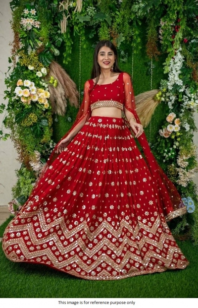 Bollywood Model Red Net bridal lehenga choli