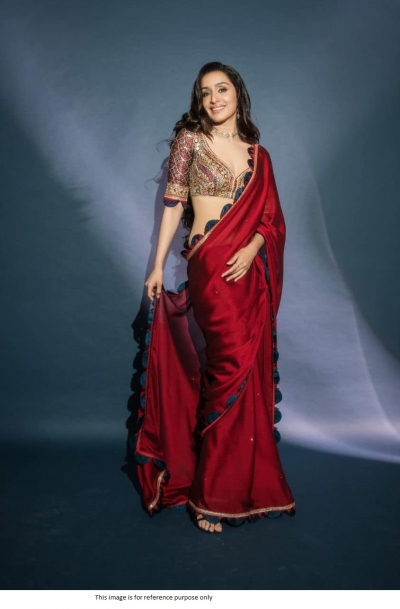 Bollywood Shraddha Kapoor inspired rangoli saree in red color