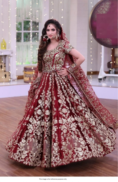 Bollywood Model Maroon velvet heavy bridal lehenga choli
