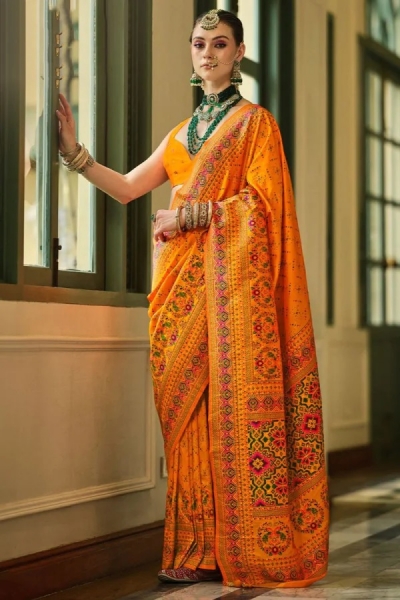 Yellow banarasi silk kashmiri design woven wedding saree with blouse K406