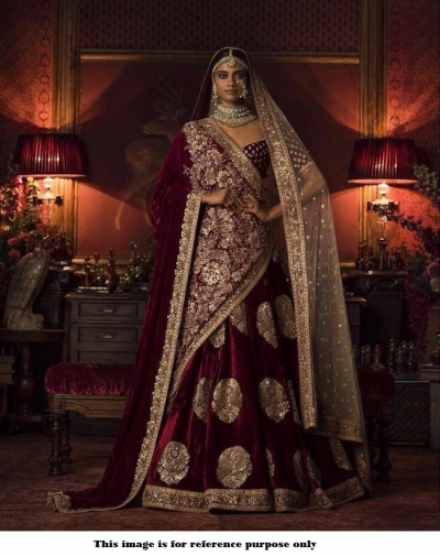 maroon lehenga sabyasachi