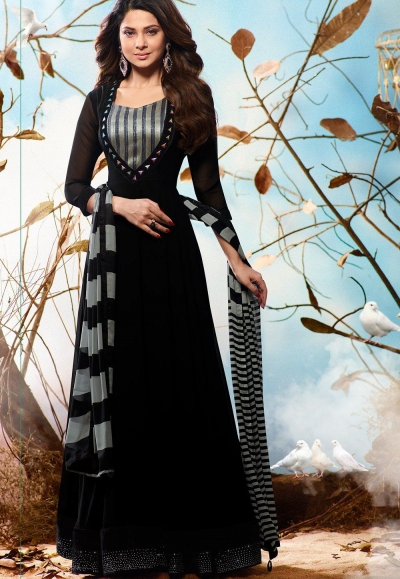 Jennifer Winget Black georgette party wear anarkali 1123